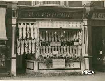 Export Lamb Competition arranged by the South Australian Branch of the Society of Breeders of British Sheep. They were shipped by the South Australian Government Produce Department to this butcher located in Portsmouth, England